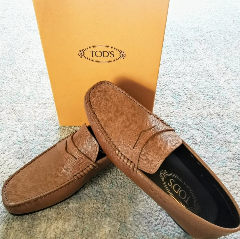 TODS Mocassino City Gommino Loafer, Light Brown